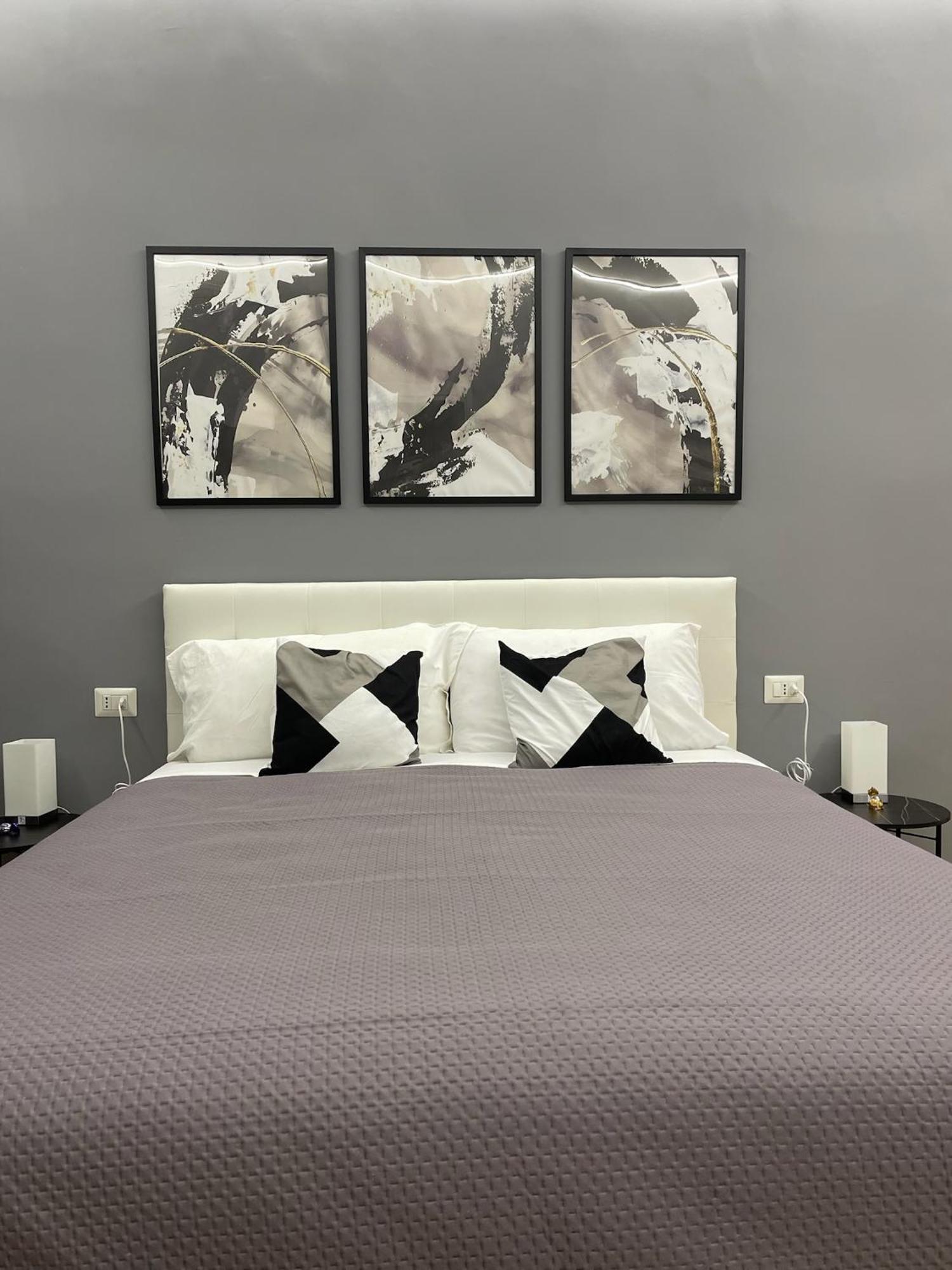 Vomero Suite And Deluxe Room B&B Napoli Luaran gambar